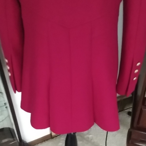 Coat - Picture 4 of 8